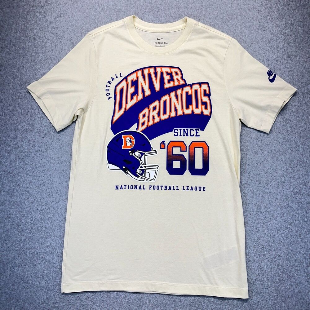 Nike Denver Broncos T-Shirt Men’s Medium Off-White Graphic Short Sleeve